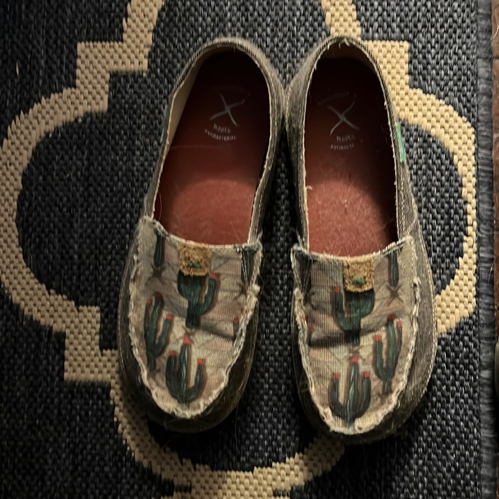 Twisted x slip on Mocs